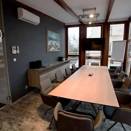 Aparthotel Apart Jablonec 4*